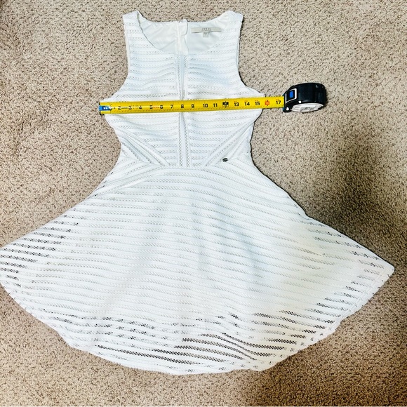 GUESS White Mini Fit & Flare Dress Size Woman’s 2 - Picture 9 of 13